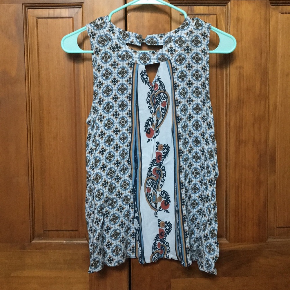 pattered tank top